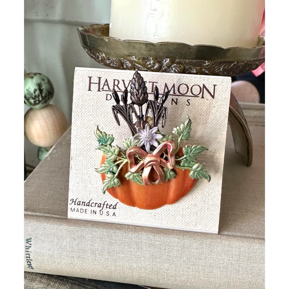 Vintage Harvest Moon Fall Autumn Pumpkin Corn Stalk Brooch NEW